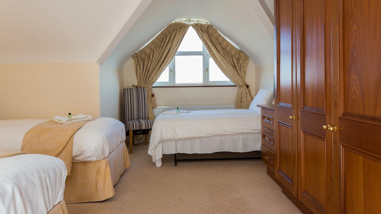 Bethel Guesthouse Росскарбері Екстер'єр фото