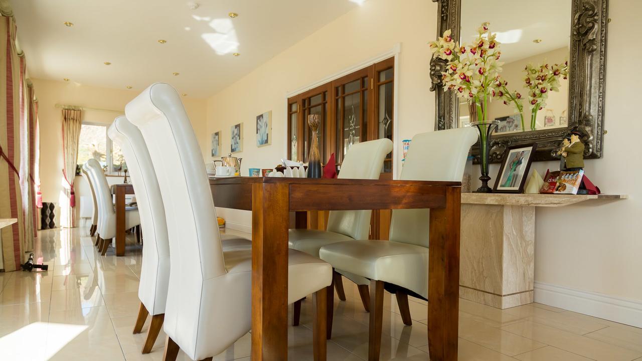 Bethel Guesthouse Росскарбері Екстер'єр фото
